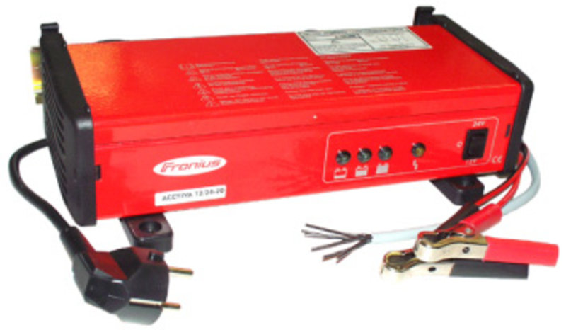 Batterie Ladegerät Fronius Acctiva Standard 12-10 NEU/OVP 